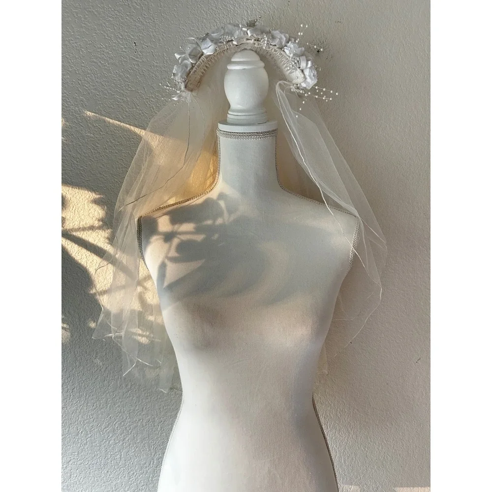 Vintage Floral Bridal Headpiece Veil White Satin Flowers Pearl Sprays